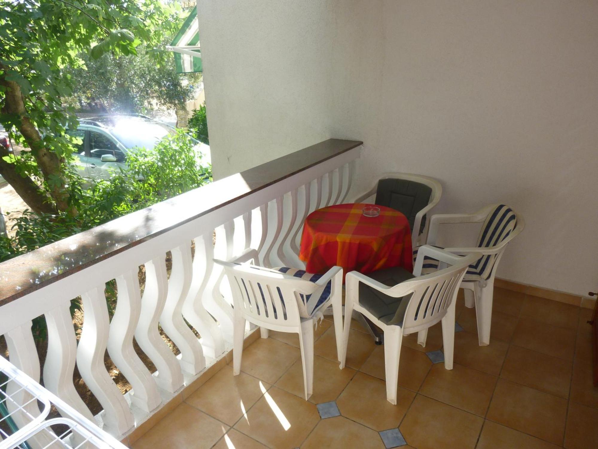 Apartmani Maver Sveti Filip i Jakov Oda fotoğraf